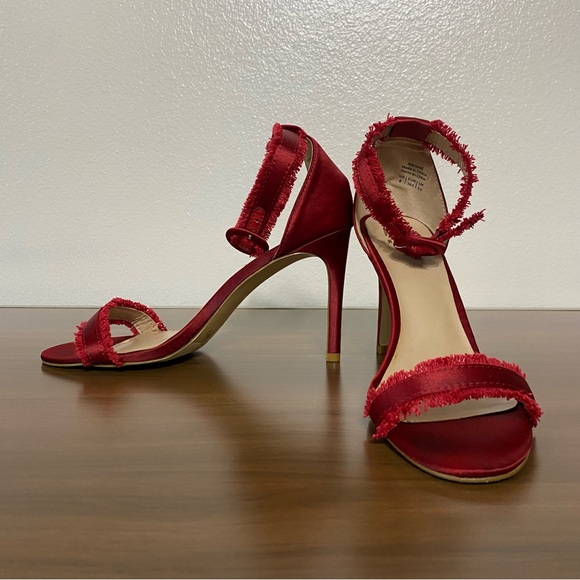 Red Heels - Picture 2 of 9